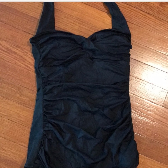 One piece swimsuit - Picture 2 of 4